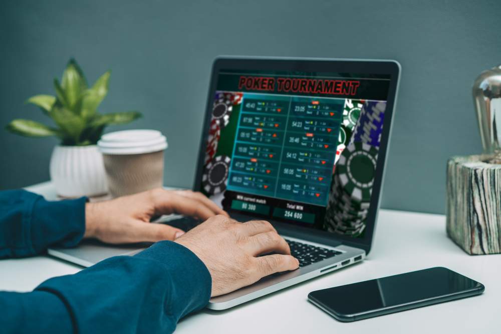 The Rise of Online Poker: Uncovering the World of Virtual Card Games