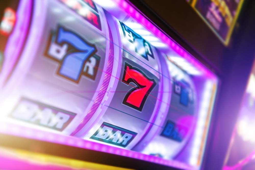 A Comprehensive Guide to Slot Machines: Understanding the Game of Chance