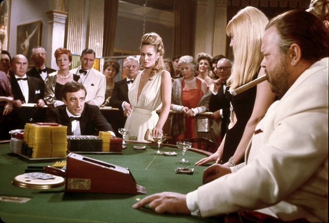 επιτελείο Casino Royale - το μυστικό καζίνο που κρυμμένο στην Ελβετία Συμβουλές καζίνο